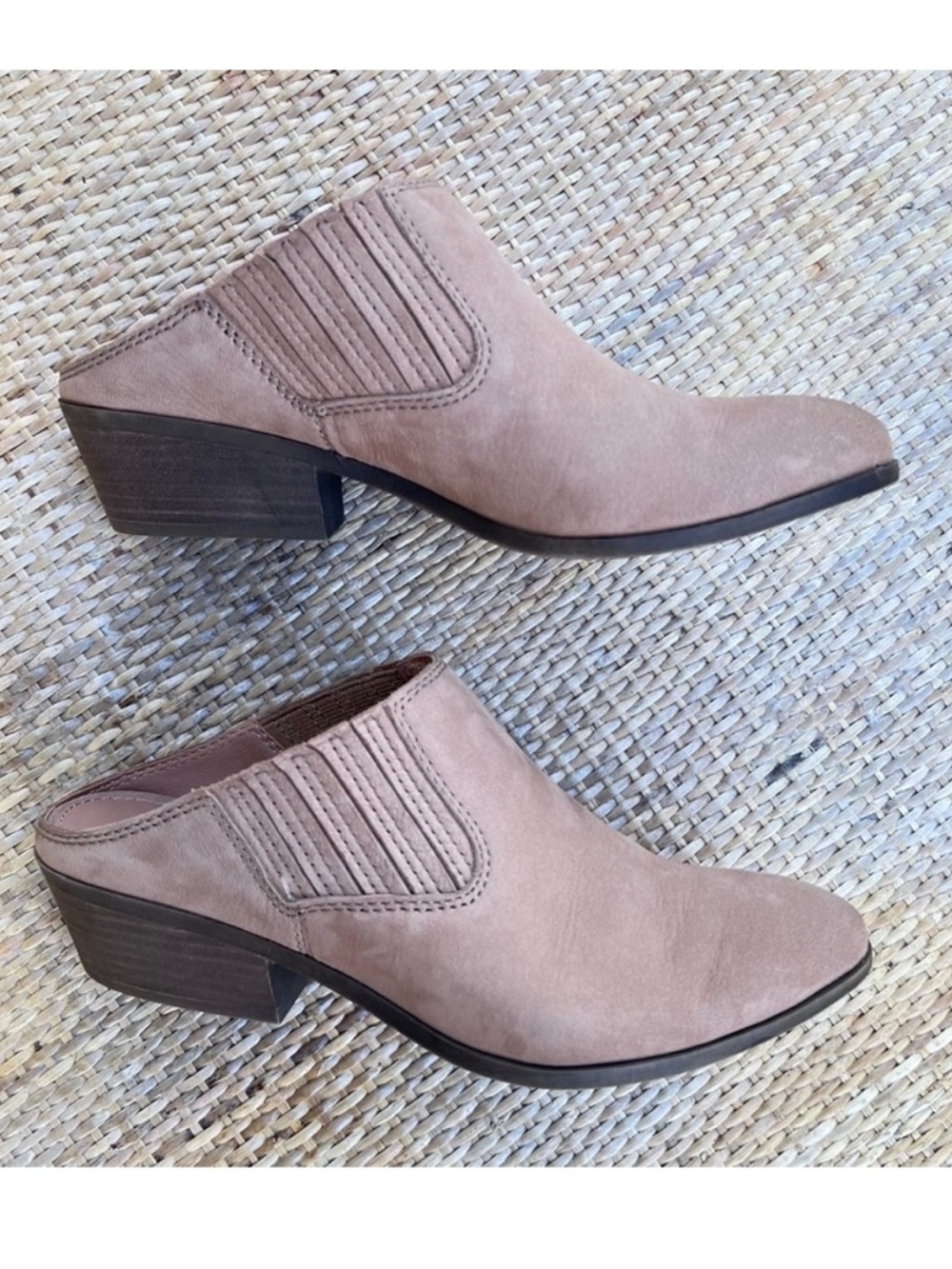 FRYE open back booties Rowen Gore Mule Beige - Suede Leather size 6.5